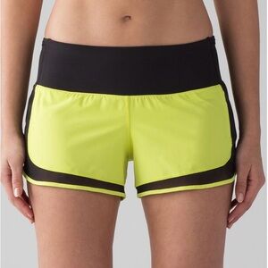 Lululemon Athletica Mind Over Miles 3.5” Running Short Size 10 Antidote/Black